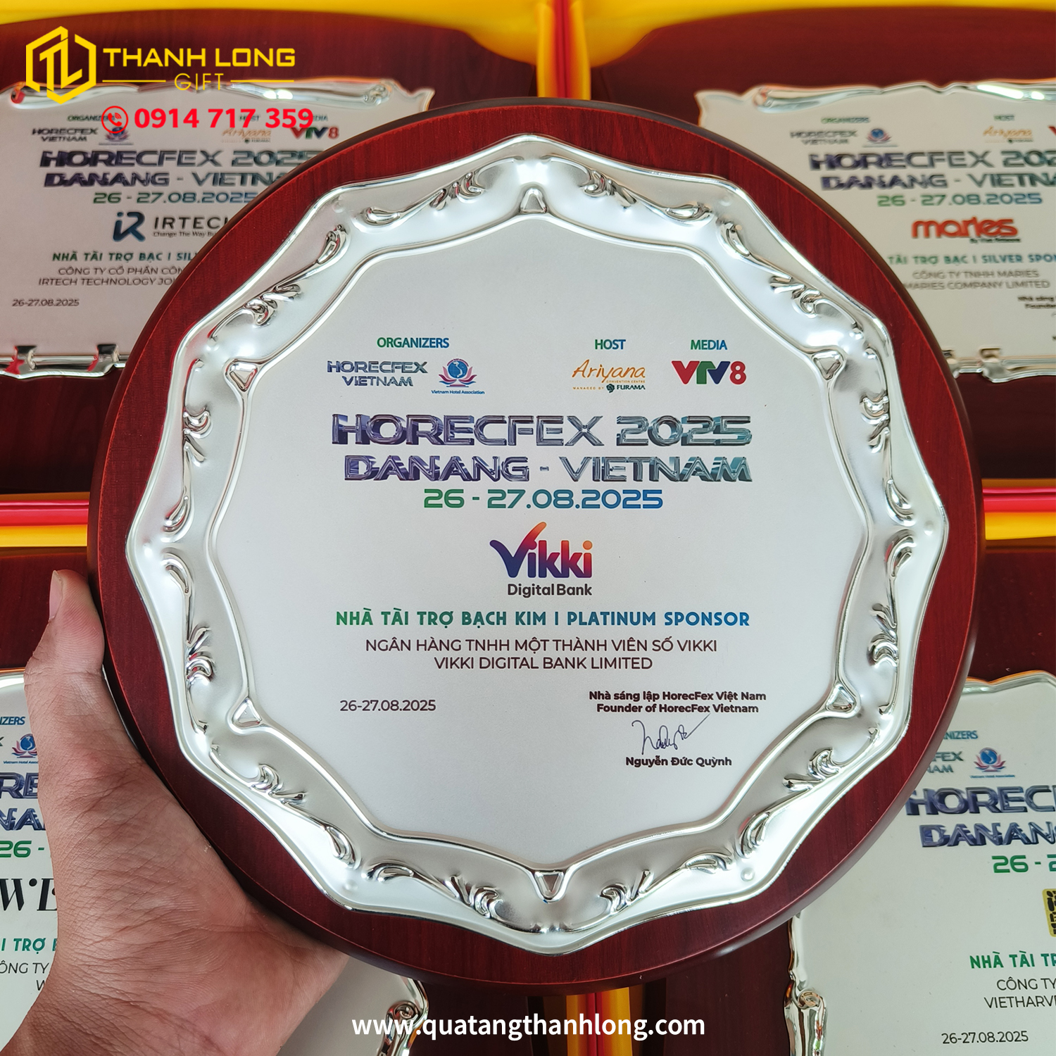 Bảng Vinh Danh Đĩa Tròn Bạc Cao Cấp