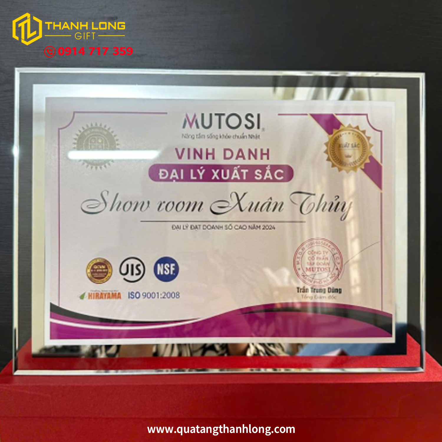 Bảng Vinh Danh Thủy Tinh
