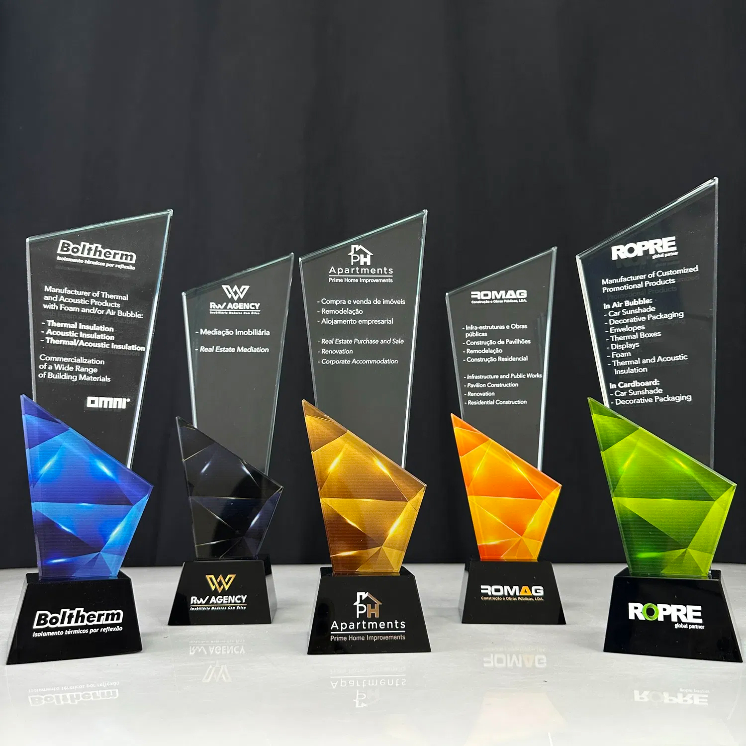 Cúp Vinh Danh Pha Lê Ghi Dấu Ấn Thành Công