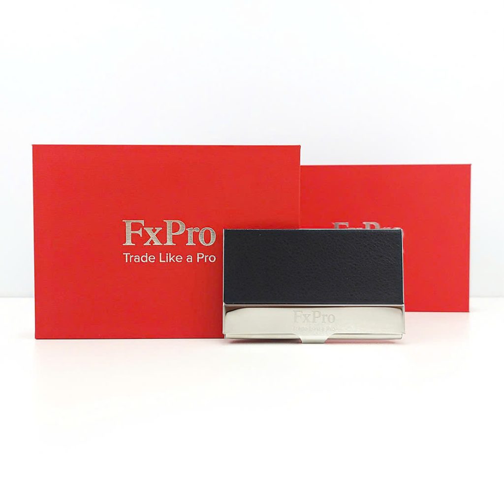 Hộp name card khắc logo