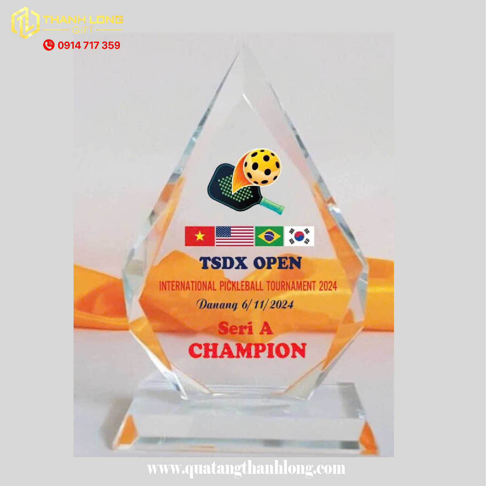 Kỷ niệm chương mũi nhọn thủy tinh