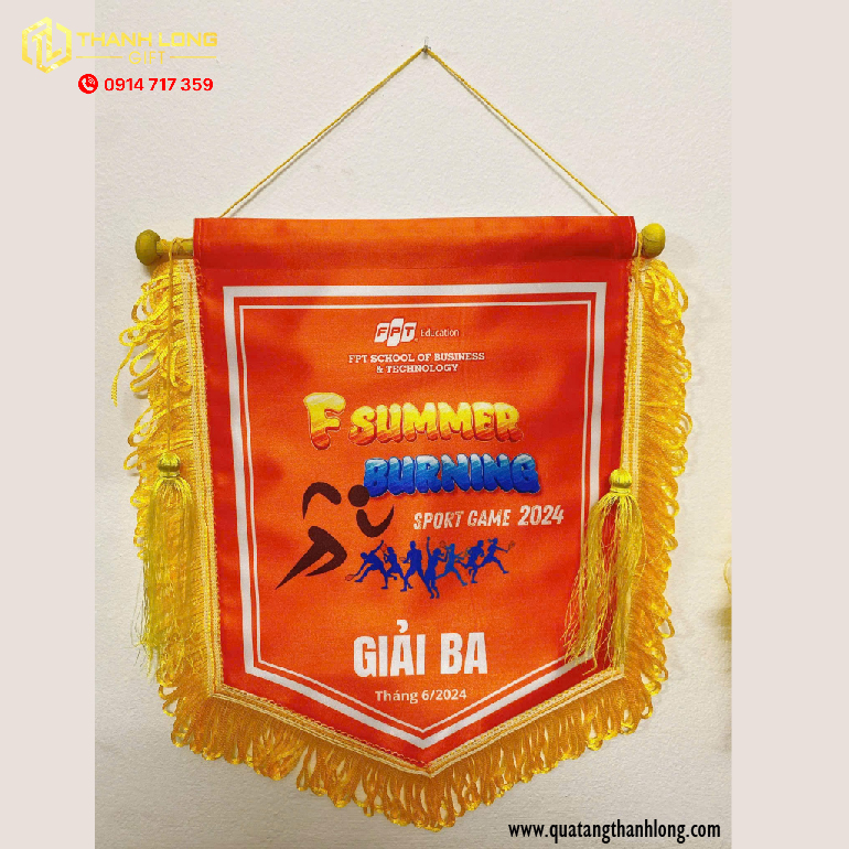 Cờ Lưu Niệm