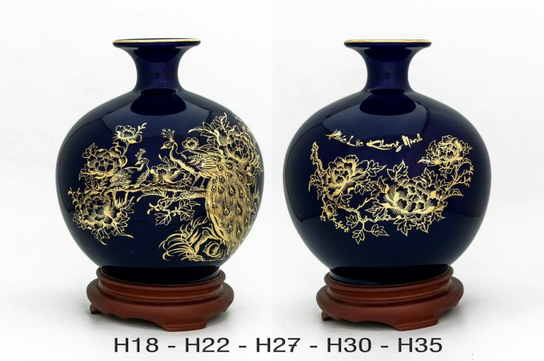 Bình gốm sứ in logo Đại Hội