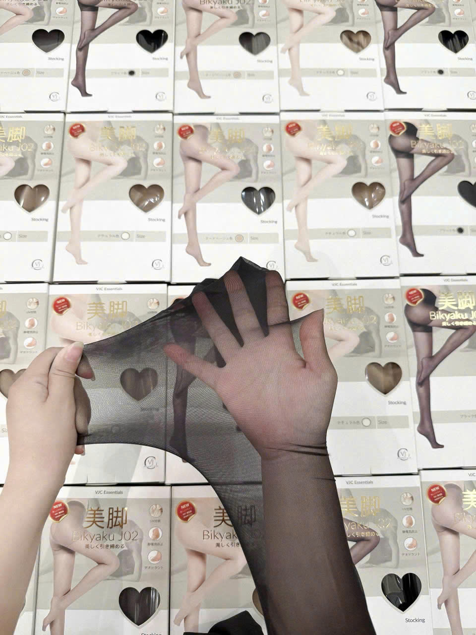 VJC - Tất quần (màu đen)