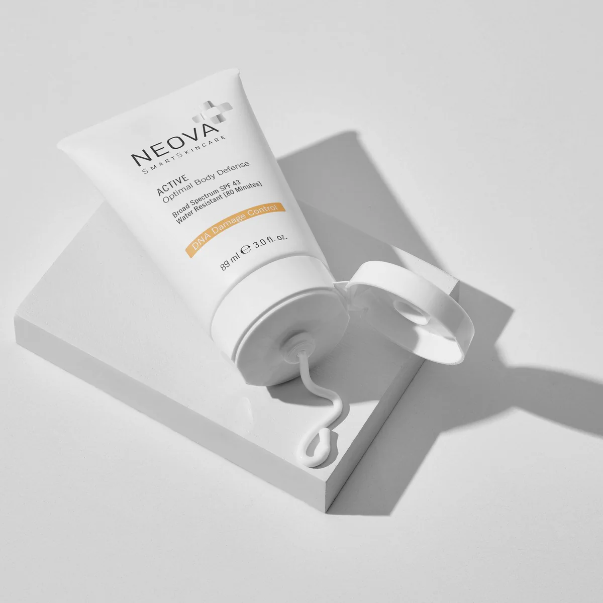 Neova Active SPF 43 - Kem Chống Nắng Bảo Vệ Chuyên Sâu Cho Mặt & Body Với Enzyme Sửa Chữa DNA