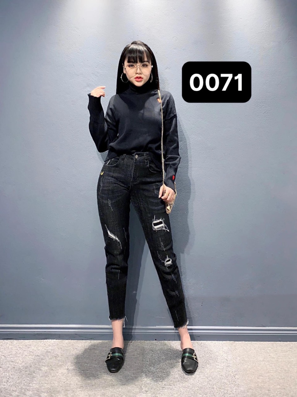 9 TẤC XÁM RÁCH VÁ 0071