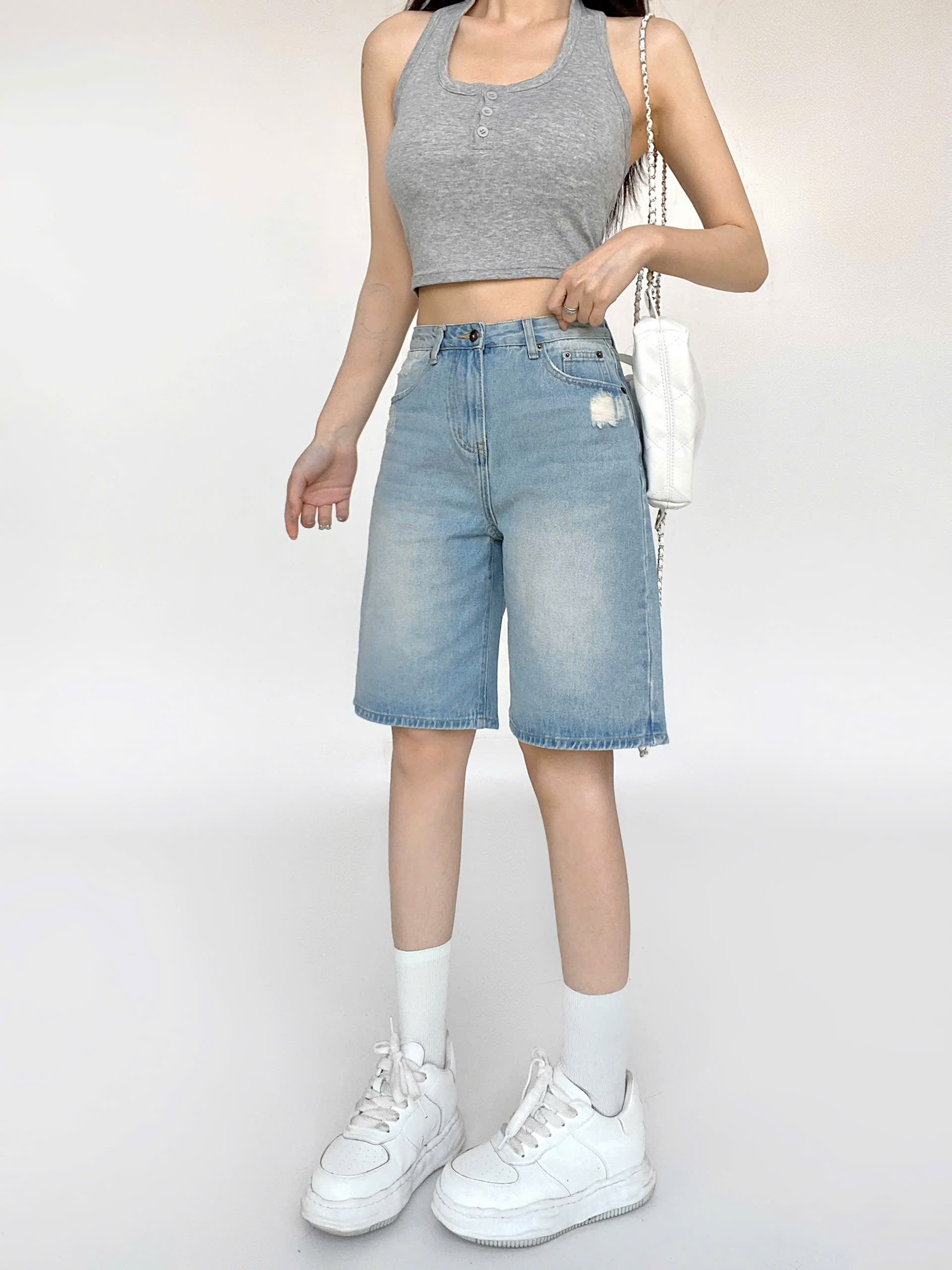 SHORT NGỐ XANH NHẠT RÁCH 0141