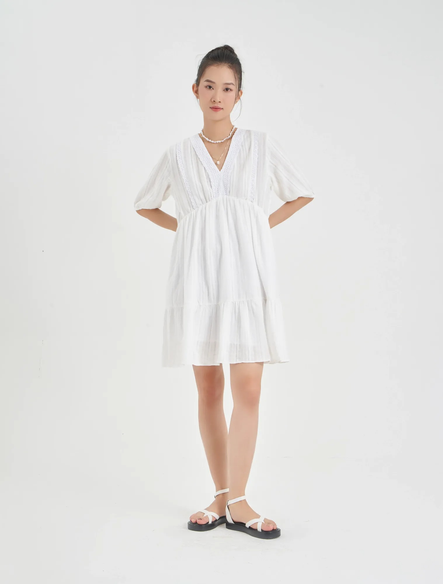 Váy ren nữ cotton dáng babydoll