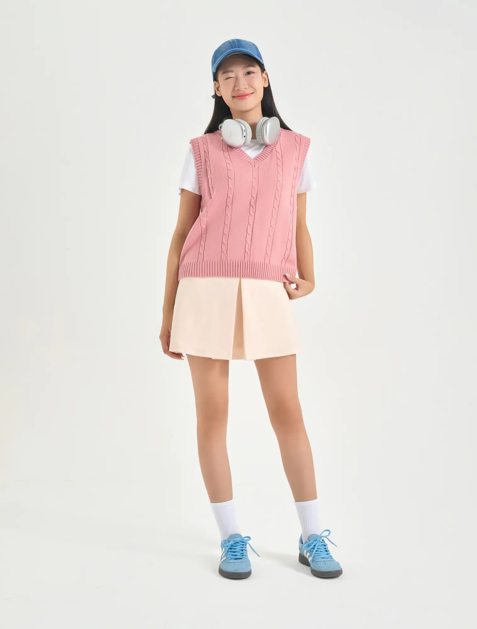 Áo Len Gilet Nữ Cổ Tim Dệt Thừng
