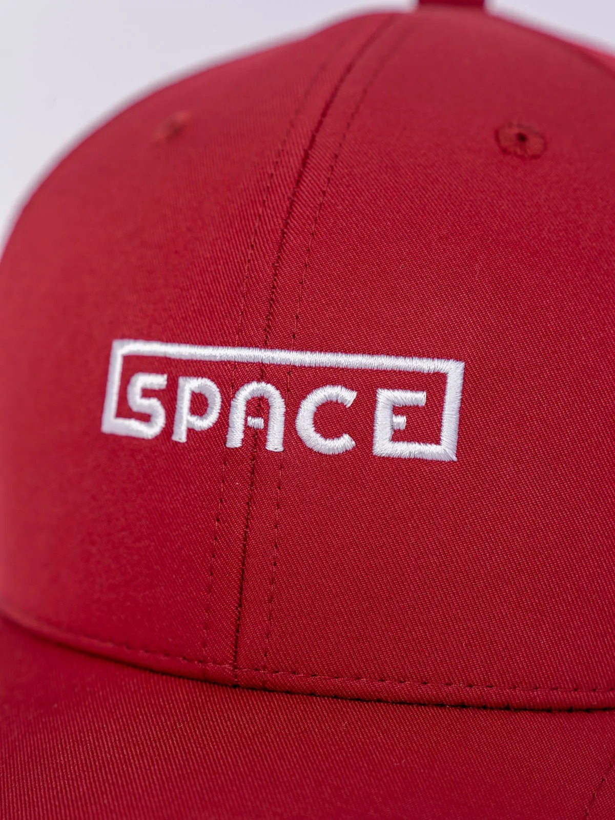 Mũ Lưỡi Trai Thêu Space Màu Đỏ