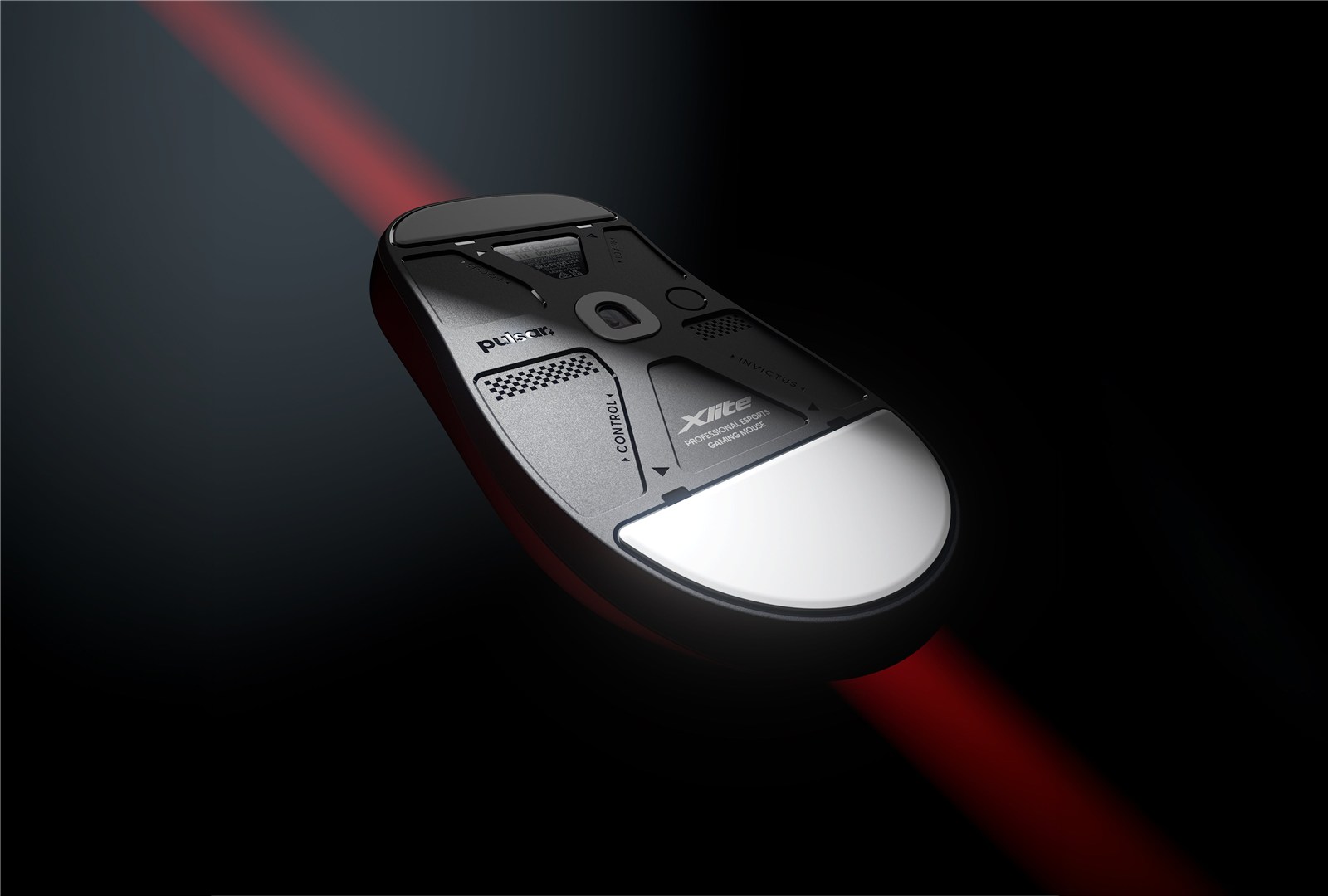 Mặt dưới Pulsar eS Xlite