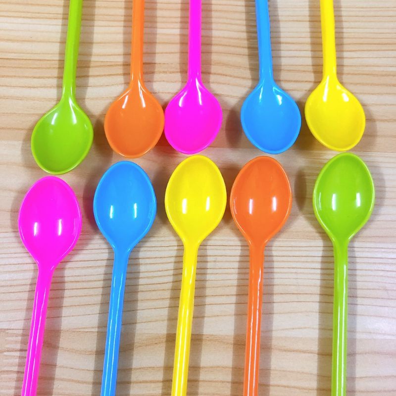 Combo 5 muỗng nhựa hình bàn tay 5 màu khác nhau kt 20cm