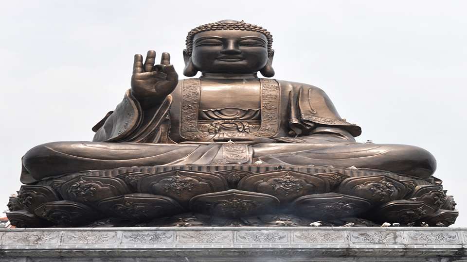 Tượng Phật Đồng: Biểu Tượng Của Lòng Từ Bi, Phúc Lộc Và Thành Công Mãi Mãi