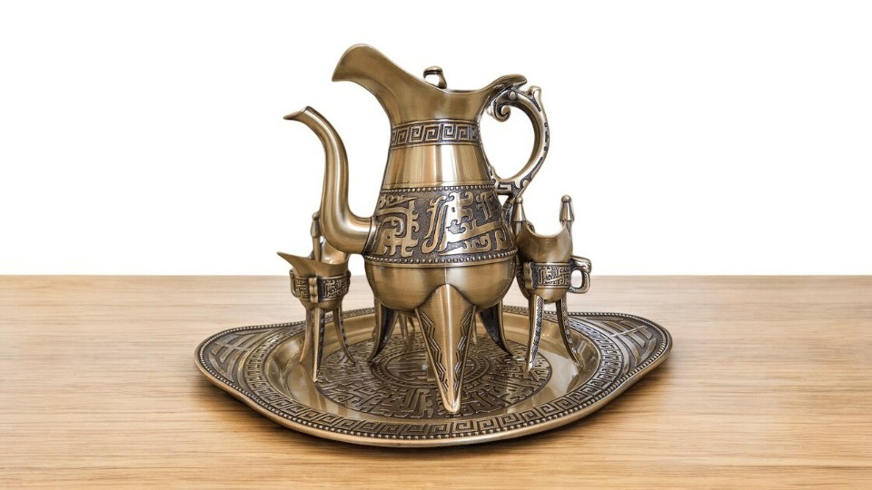 Chuyện Kể Từ Bộ Ấm Chén Đồng Tần Thủy Hoàng: Vẻ Đẹp Của Nghệ Thuật Trường Tồn