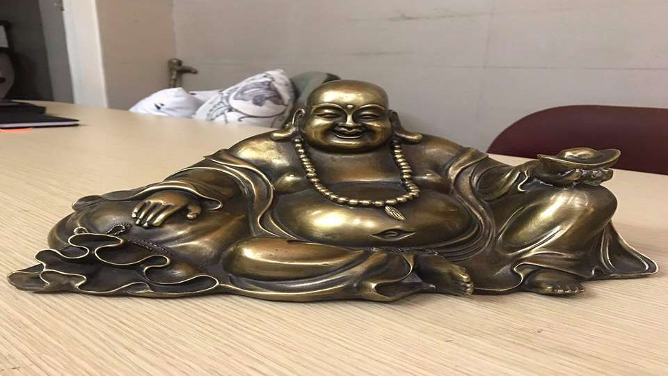 Vị Trí Vàng Đặt Tượng Di Lặc Để Gia Đình Luôn Thịnh Vượng