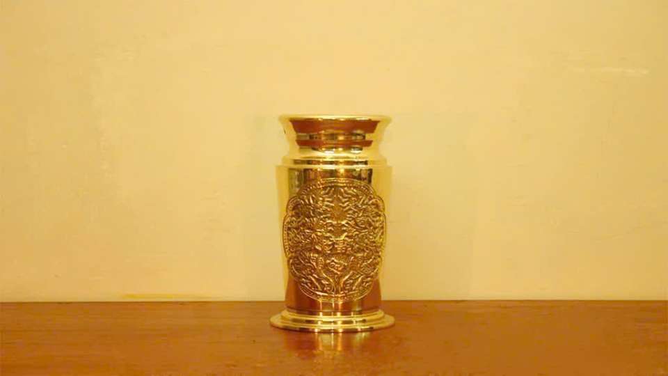 Sự Thật Thú Vị Về Ống Hương Đồng Mà Bạn Chưa Từng Biết