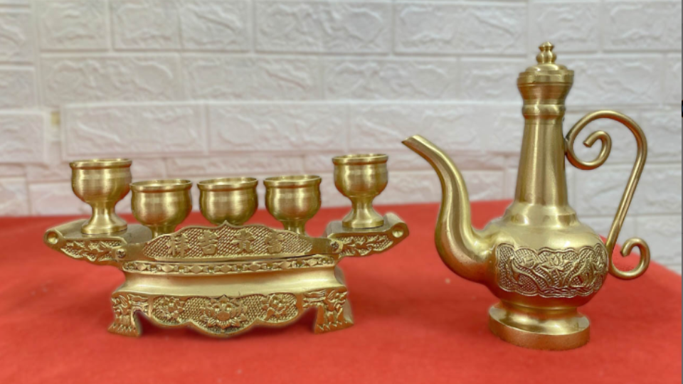 Kỳ Công Chế Tác Bộ Chén Thờ Bằng Đồng Nơi Nghệ Thuật Gặp Gỡ Tâm Linh