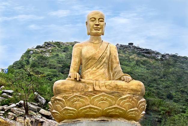 Tượng Đồng Phật Hoàng Trần Nhân Tông - Cửu Diệu Thiên 