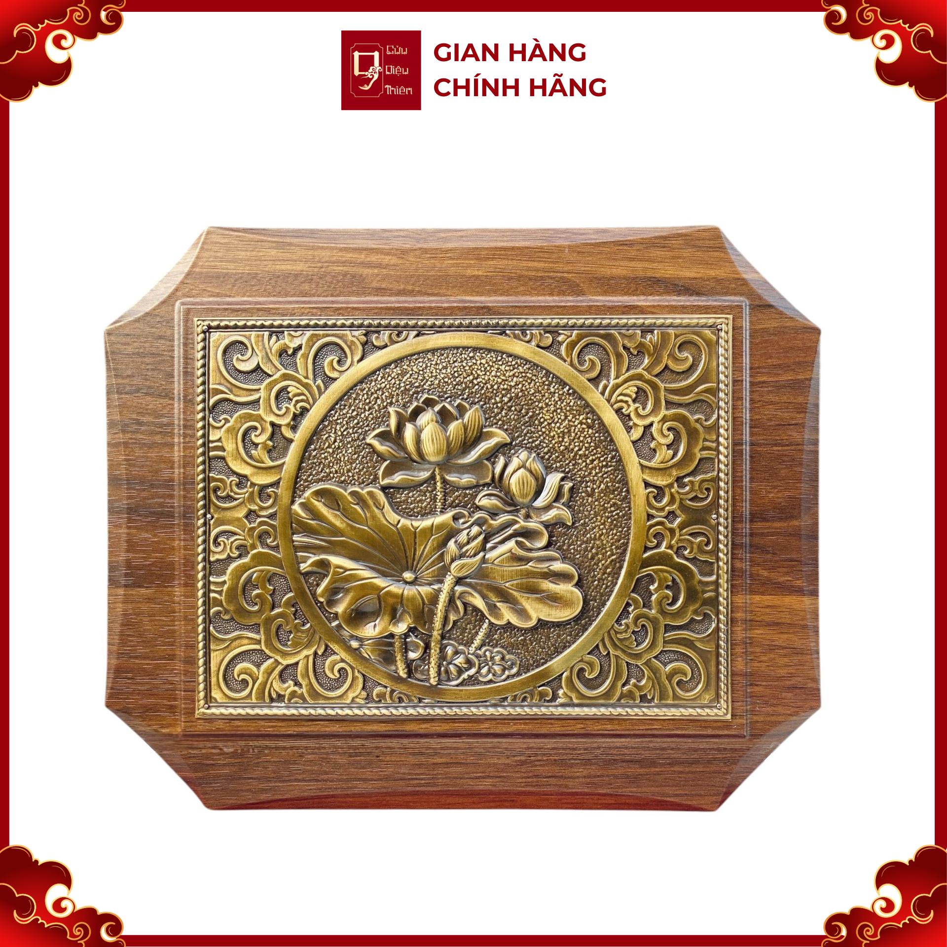 Tranh Đồng Hoa Sen ( 20x25cm ) - Cửu Diệu Thiên - SH028