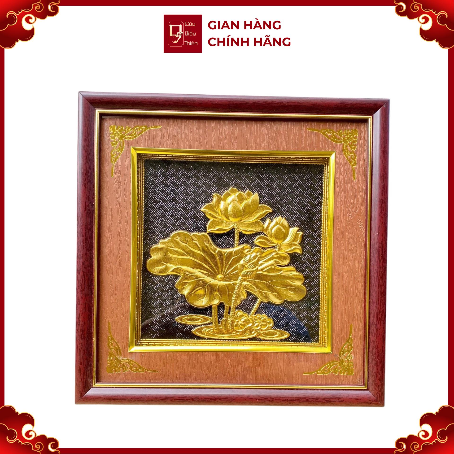 Tranh Đồng Hoa Sen , Dát Vàng ( 26x26cm ) - Cửu Diệu Thiên - SH045
