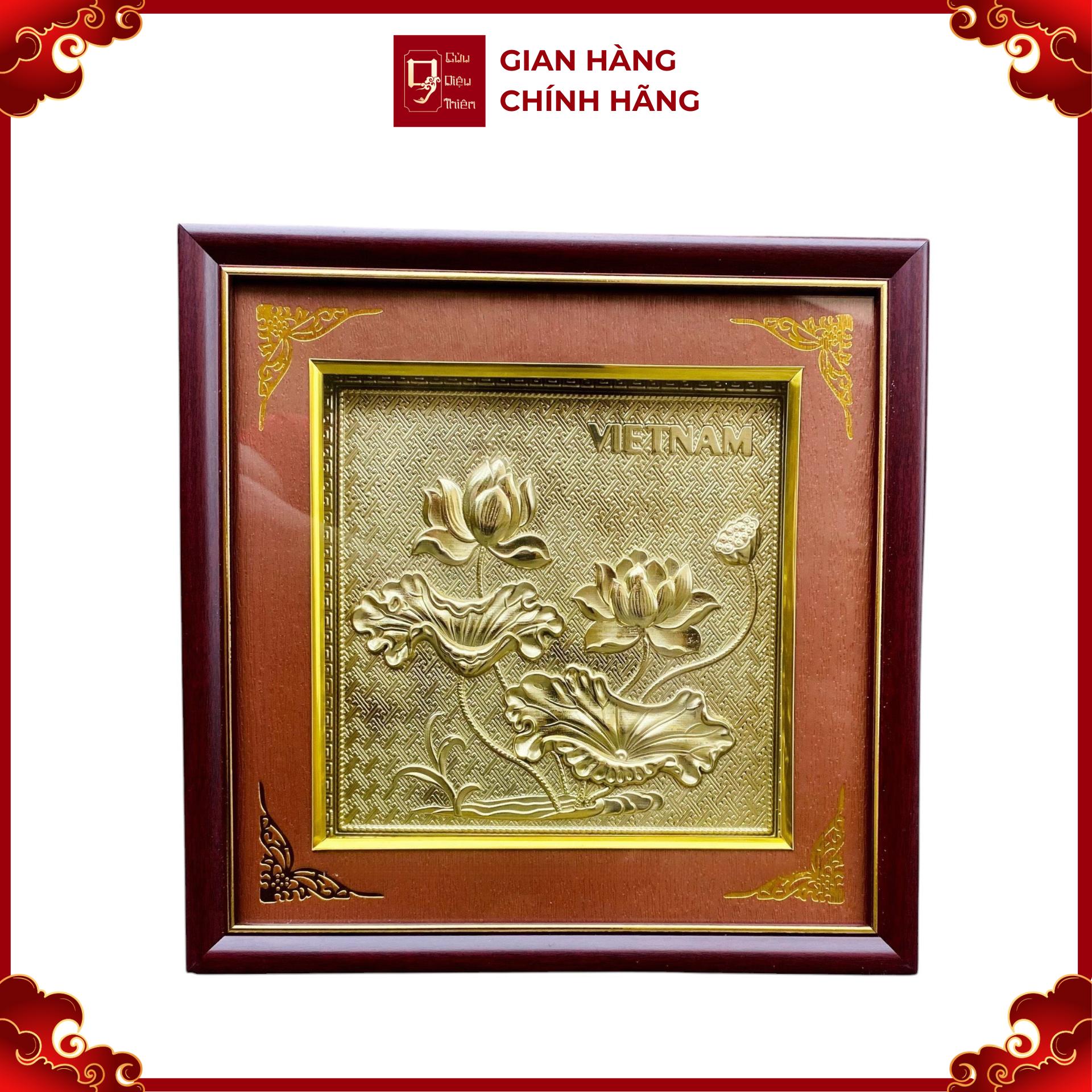 Tranh Đồng Hoa Sen ( 26x26cm ) - Cửu Diệu Thiên - SH046