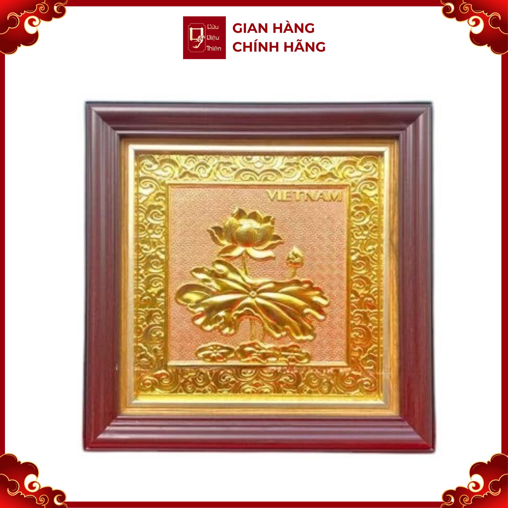Tranh Đồng Hoa Sen , Mạ Vàng 24K ( 26x26cm ) - Cửu Diệu Thiên - SH043