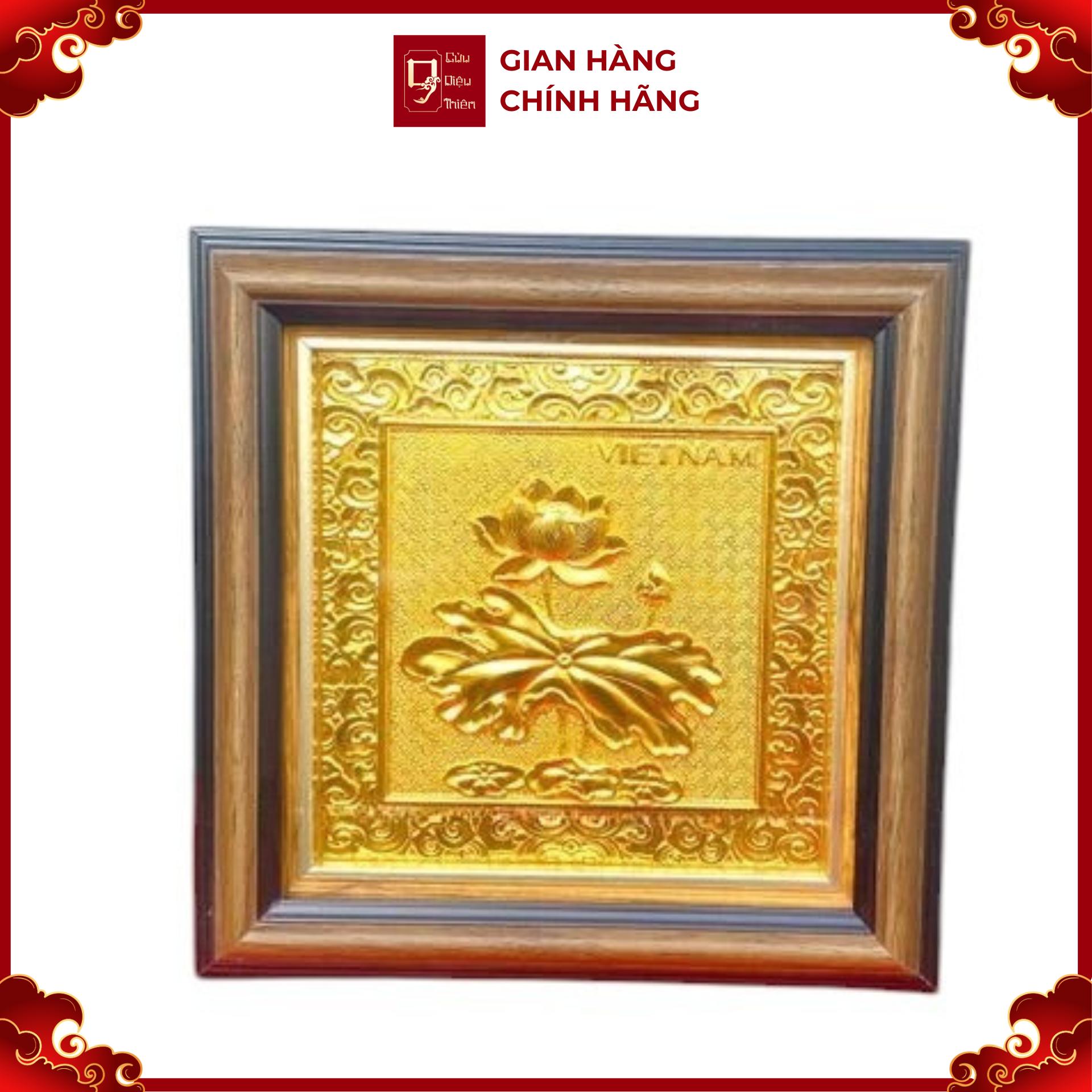 Tranh Đồng Hoa Sen , Dát Vàng ( 26x26cm ) - Cửu Diệu Thiên - SH042