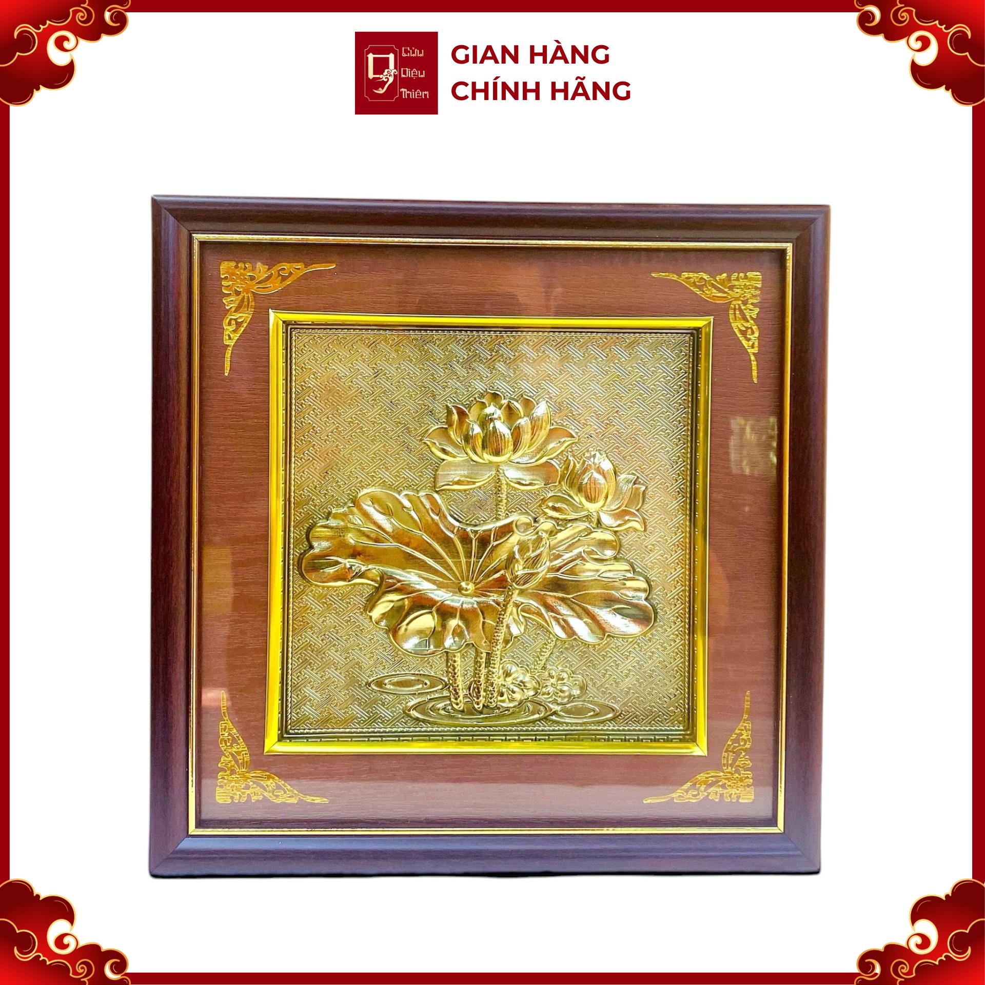 Tranh Đồng Hoa Sen ( 26x26cm ) - Cửu Diệu Thiên - SH038