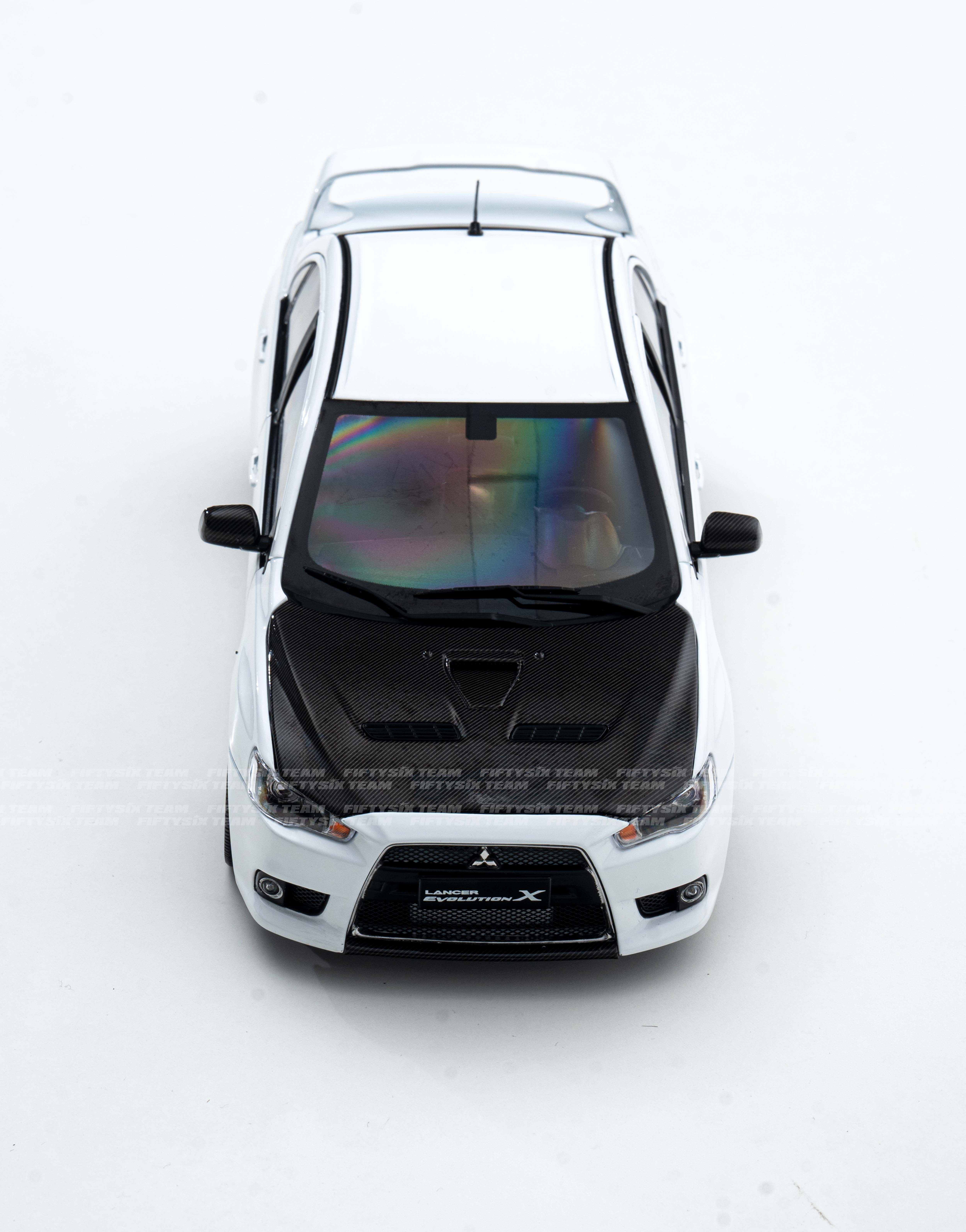 MITSUBISHI LANCER EVOLUTION X WHITE,STỶ LỆ 1/18 VIAT