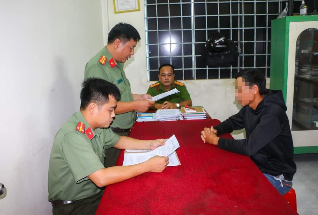 Quay cảnh tai nạn, đăng Facebook là ‘thảm sát, cướp cạy két sắt.., ‘Tập Sống Đểu' bị xử phạt