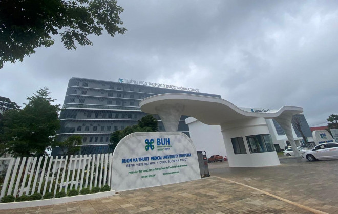 Vụ sản phụ gãy sườn sau khi sinh: Thông tin tống tiền là do… hiểu lầm!