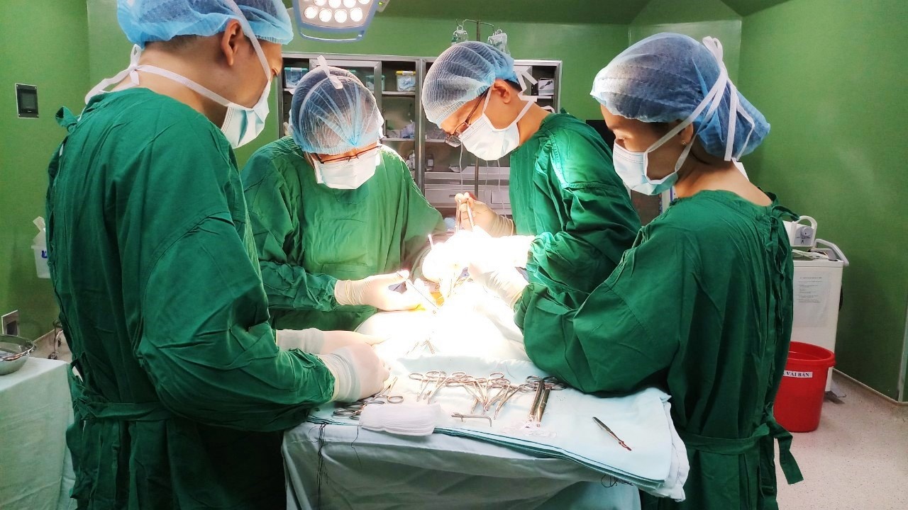 Phẫu thuật dị tật tim bẩm sinh cứu bé 6 tháng tuổi, nặng 4,1 kg