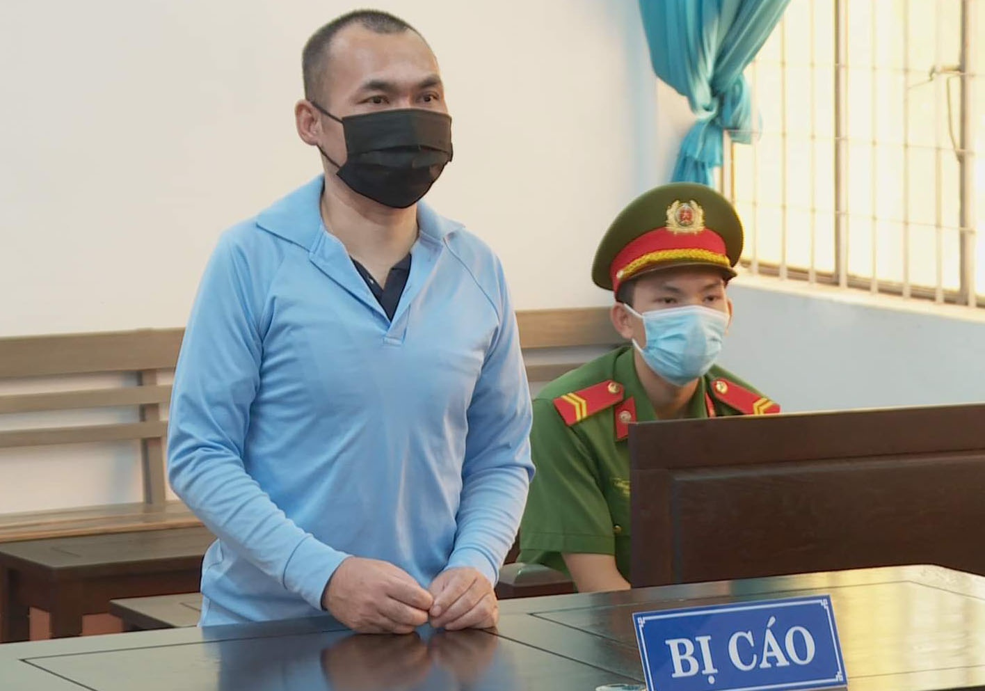 Đắk Lắk: Mâu thuẫn với vợ, chồng sát hại con gái rồi tự tử