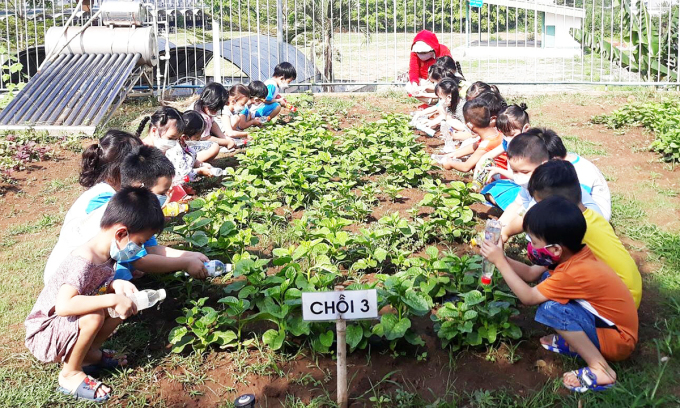 Nhà trẻ '5 sao' cho con công nhân