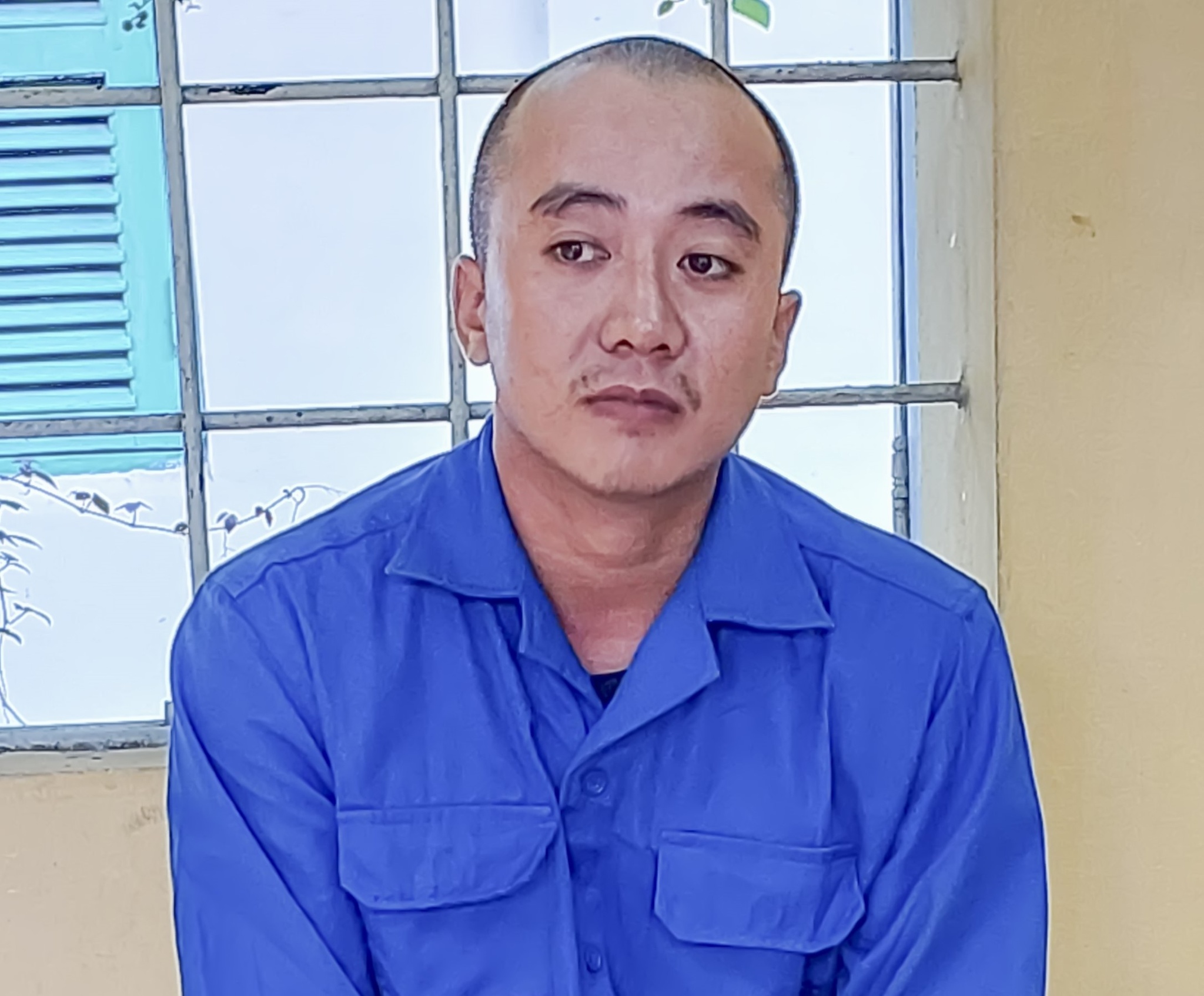 Vĩnh Long: Bị chủ nợ ‘dí’, đi cướp dây chuyền vàng bán trả nợ