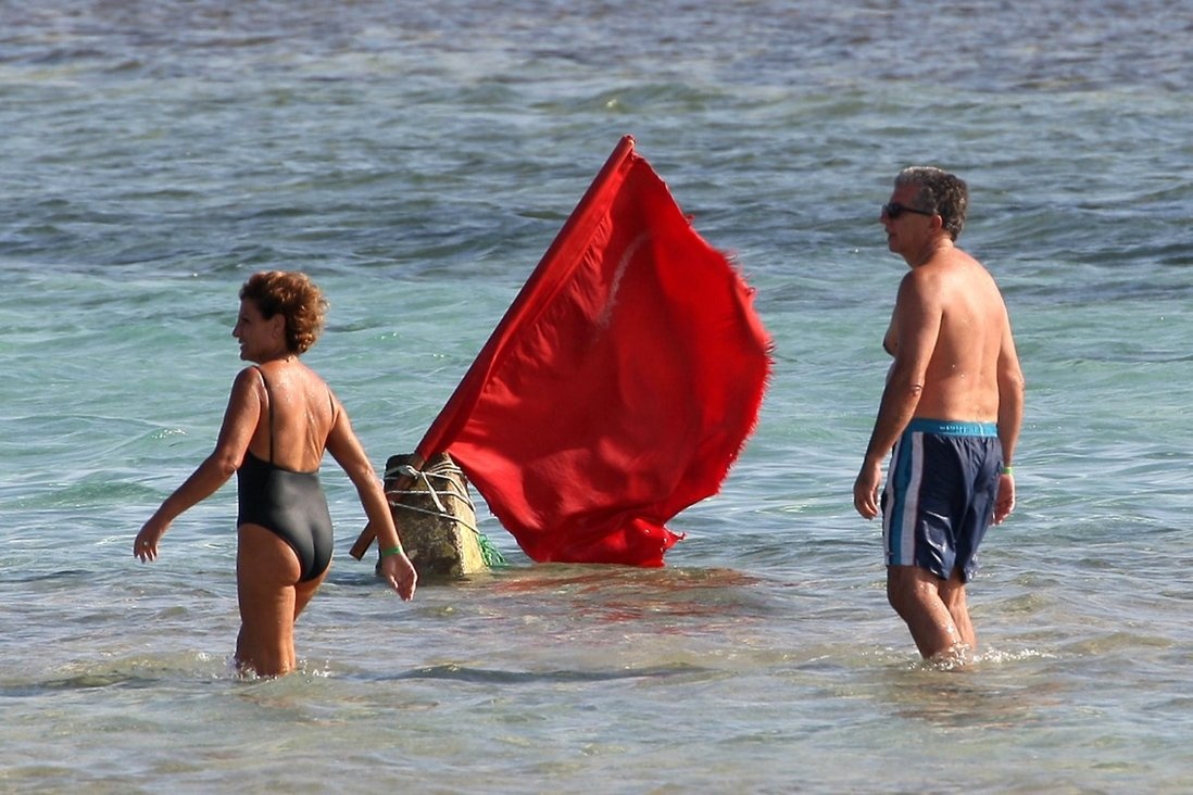 Bị cá mập tấn công, 2 du khách nước ngoài thiệt mạng ở Ai Cập