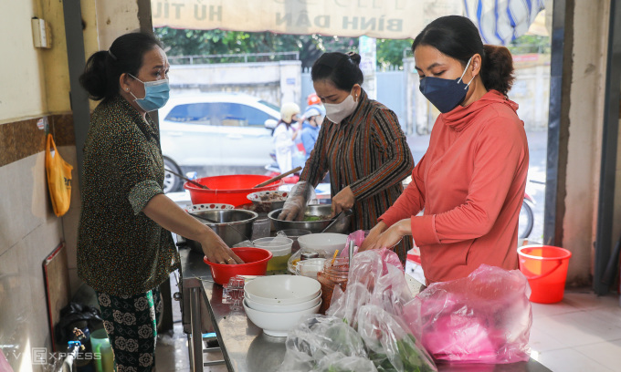Lương tối thiểu giờ 'quá thấp so với thị trường'