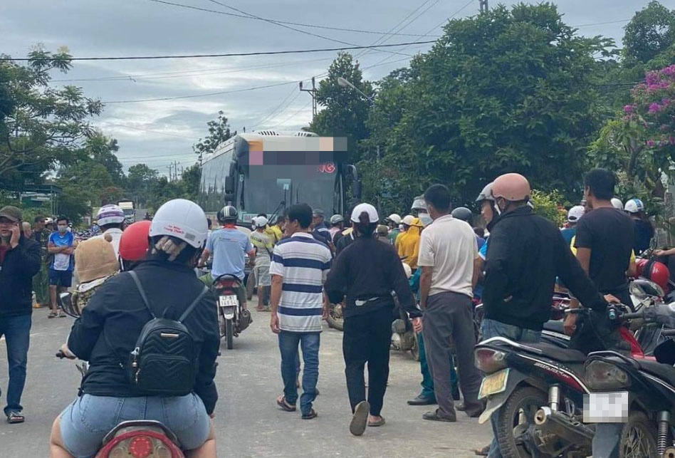 Phát hiện người đàn ông tử vong trên xe khách từ Thái Bình vào Đắk Lắk