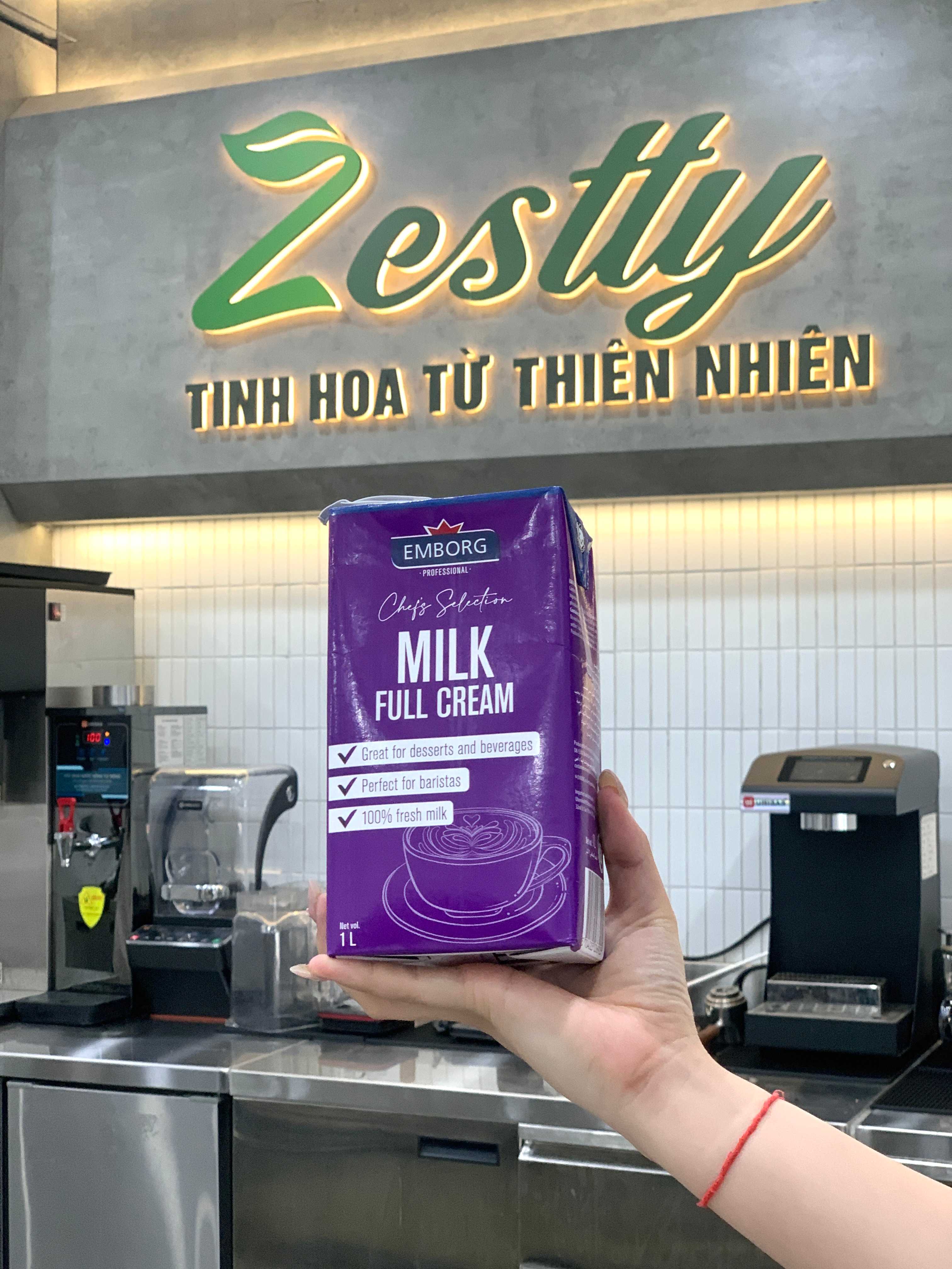 Sữa tươi tiệt trùng nguyên kem Emborg