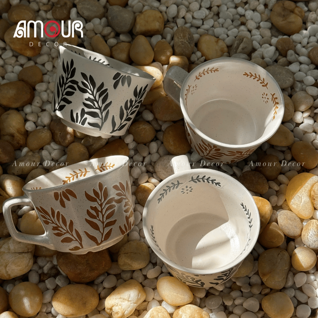 Cốc sứ phong cách Nhật Bản họa tiết hoa chìm - PT122