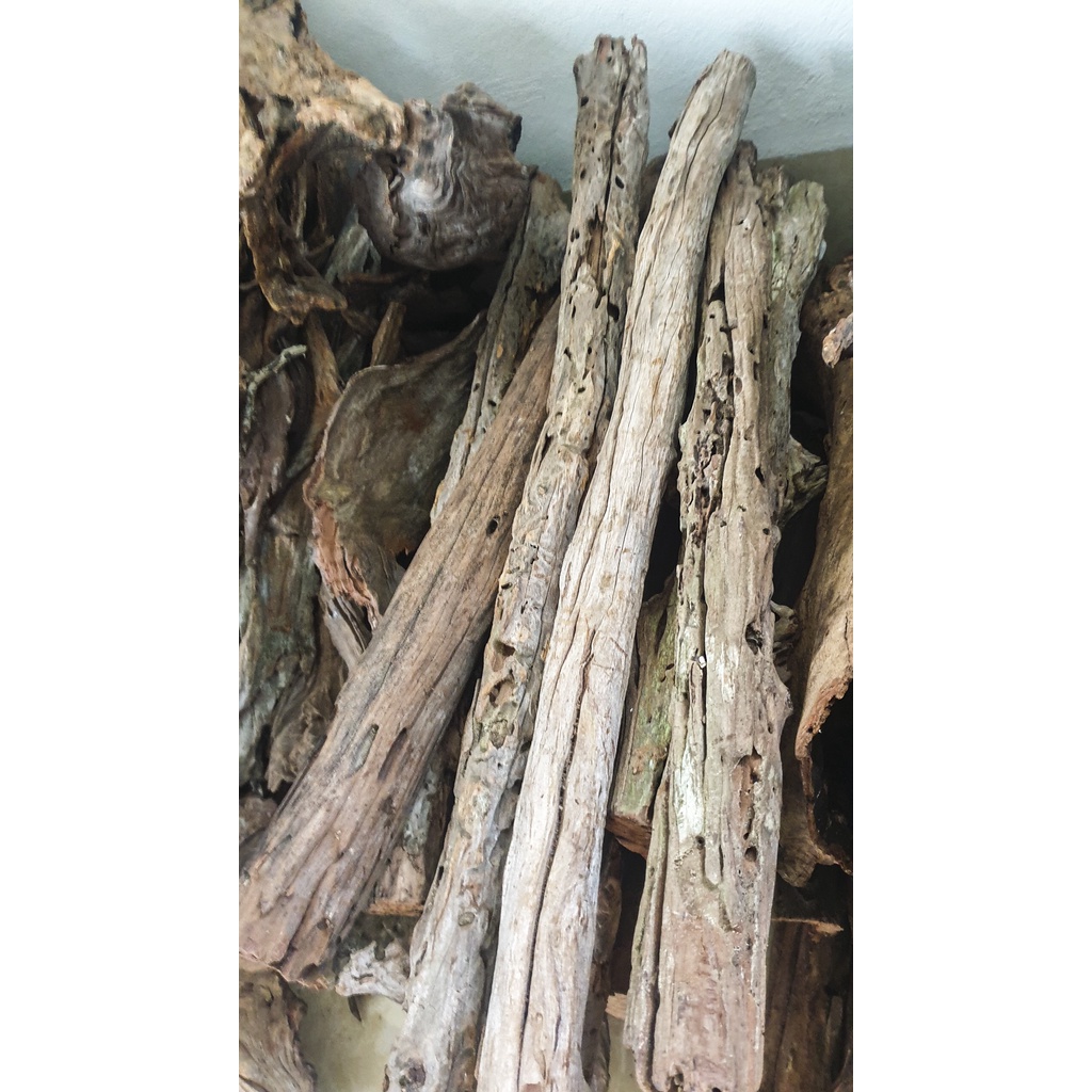Gỗ lũa San đá thẳng SL 1KG