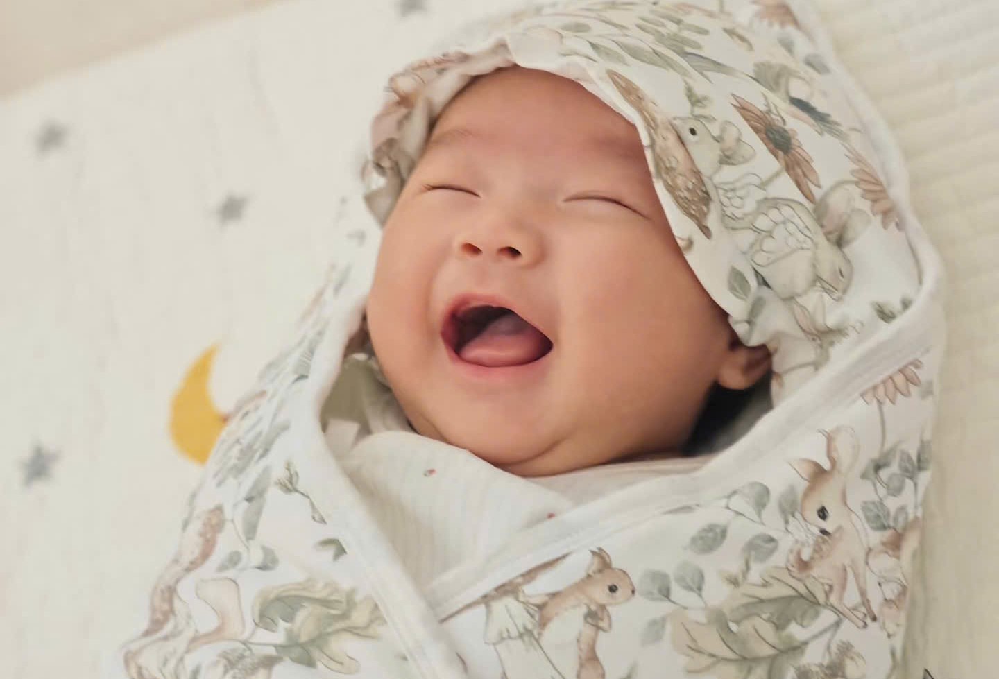 Nhiệt độ phòng cho trẻ sơ sinh lý tưởng: Bí kíp giúp bé ngủ ngon, mẹ an tâm