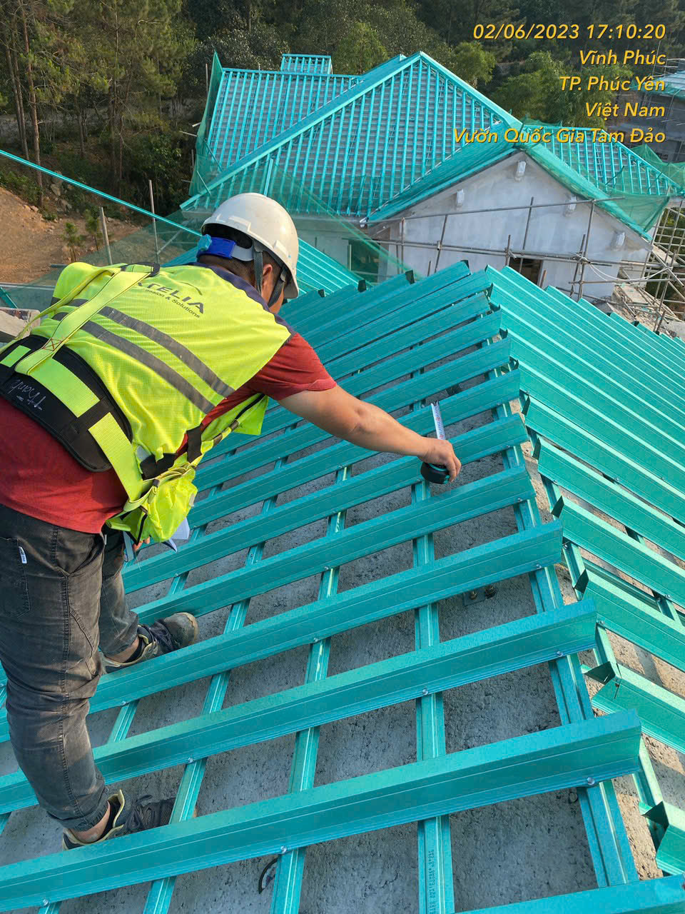 Hệ Kèo Thép Nhẹ Kangaroo Truss Đỉnh cao thay thế mái ngói truyền thống