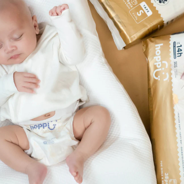 Bỉm - Tã dán Hoppi Royal Dream cao cấp, thấm hút 14 giờ size S 56 miếng (cho bé 4 - 8kg)