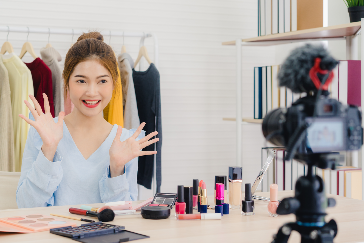 Phát sóng trực tiếp hương hiệu mỹ phẩm