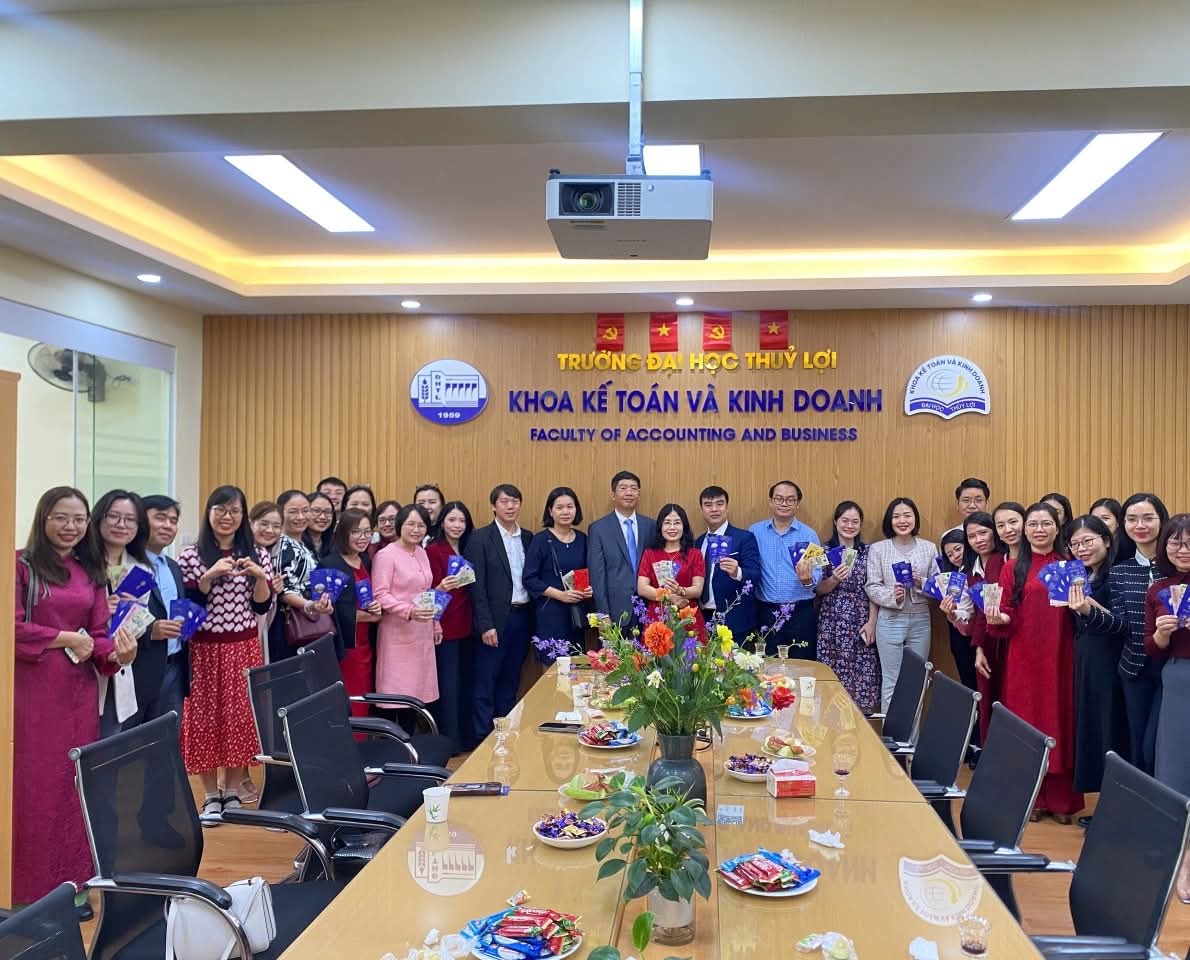 Khoa Kế toán và Kinh doanh