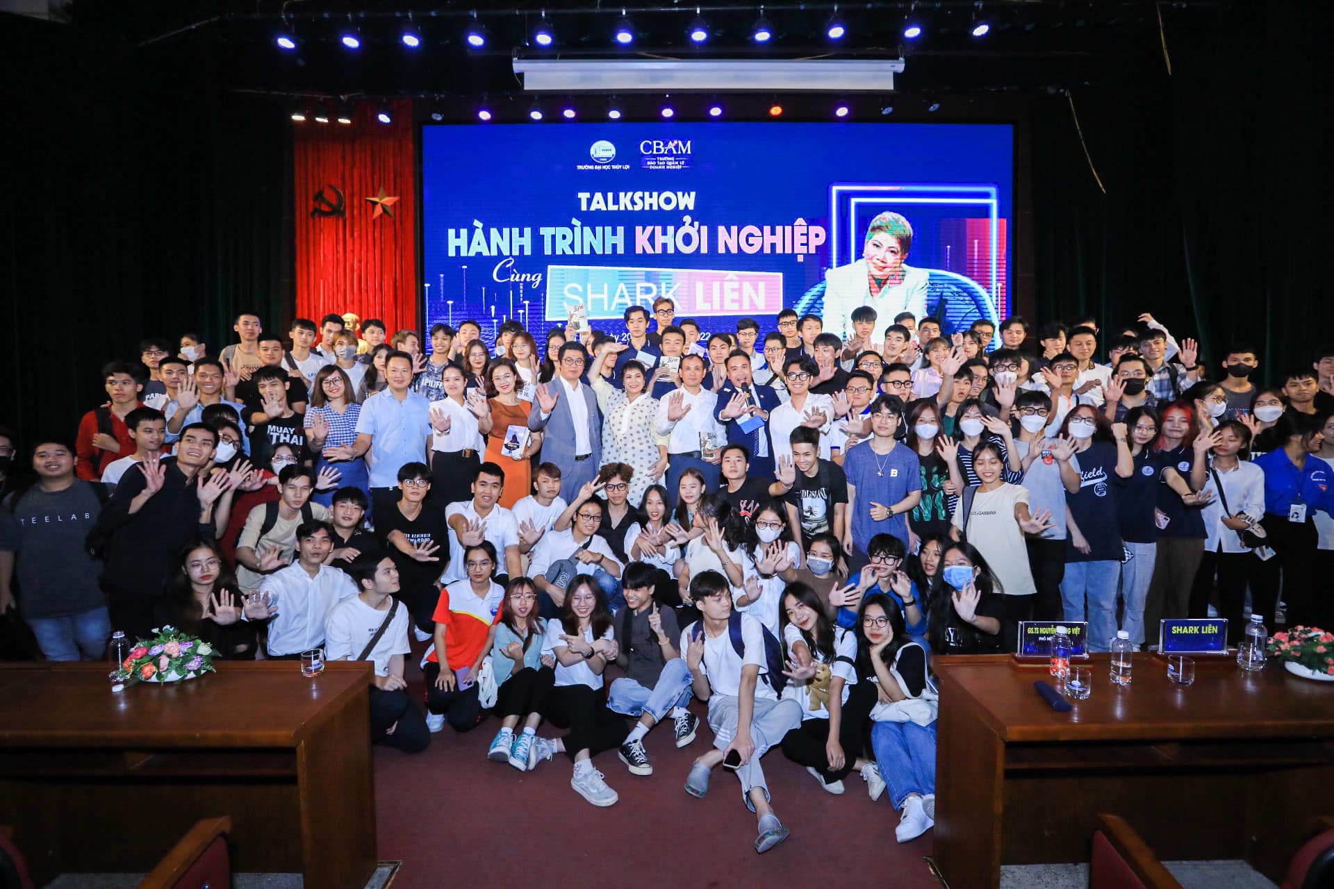 Khoa Kế toán và Kinh doanh