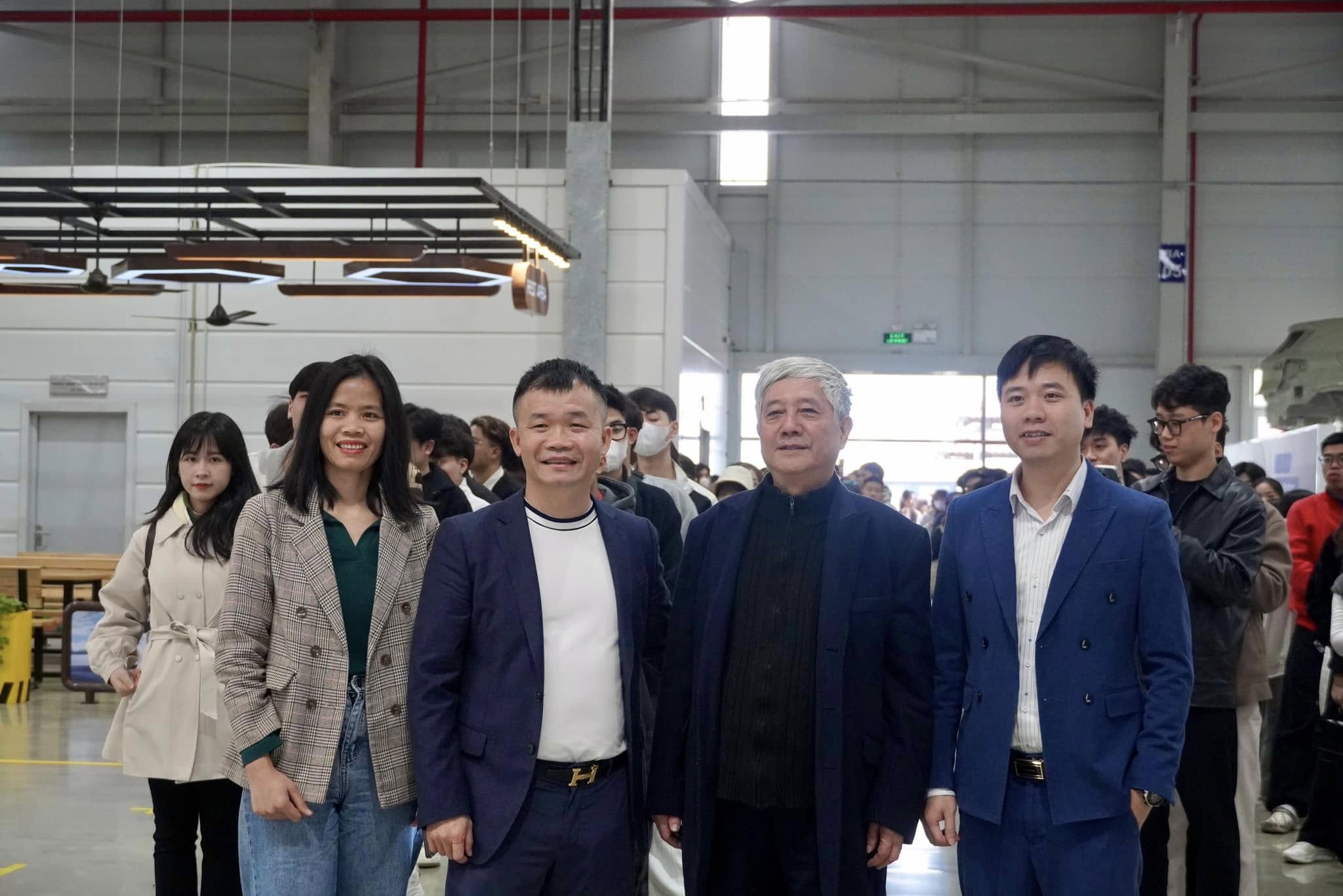 Khoa Kế toán và Kinh doanh