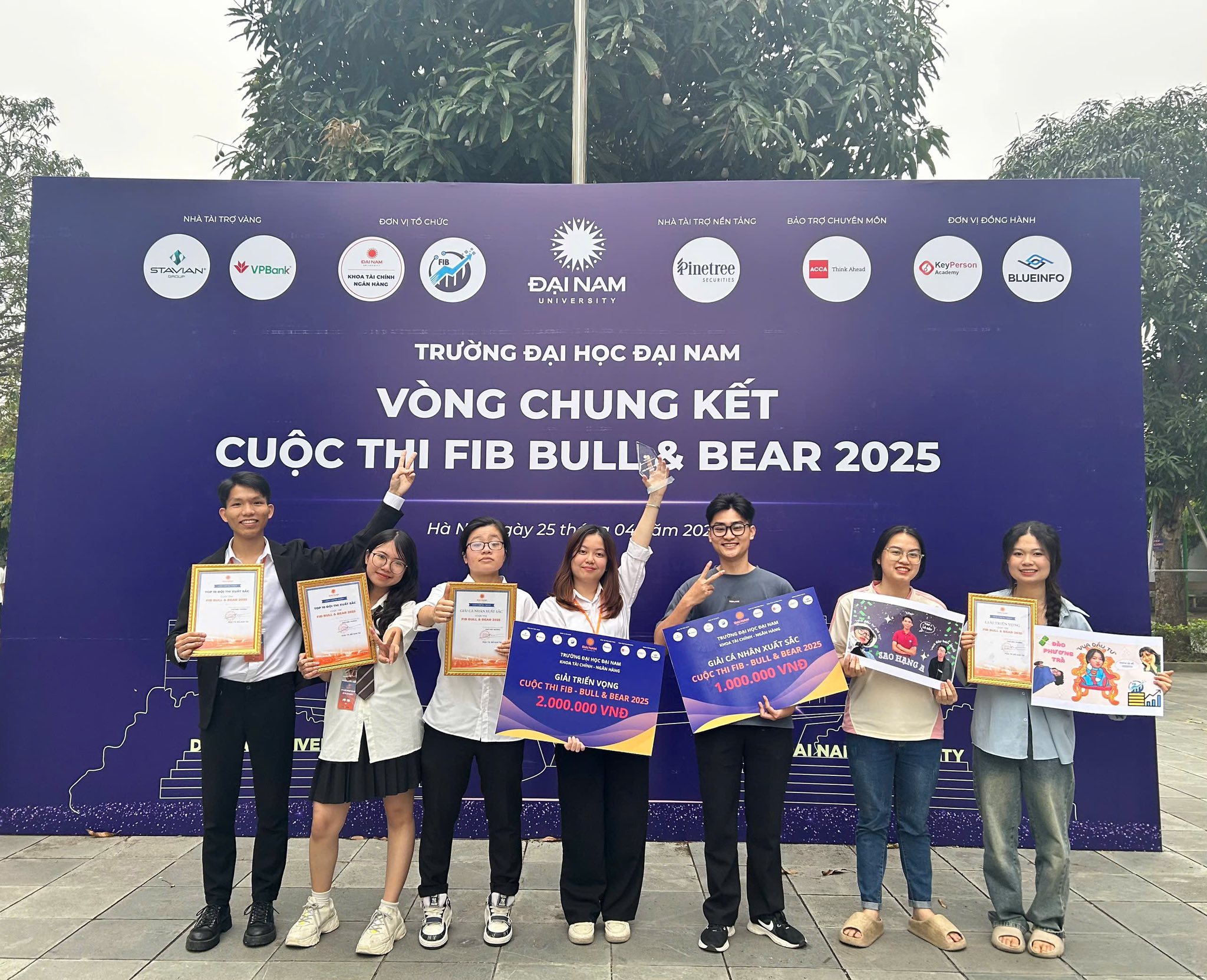 Khoa Kế toán và Kinh doanh