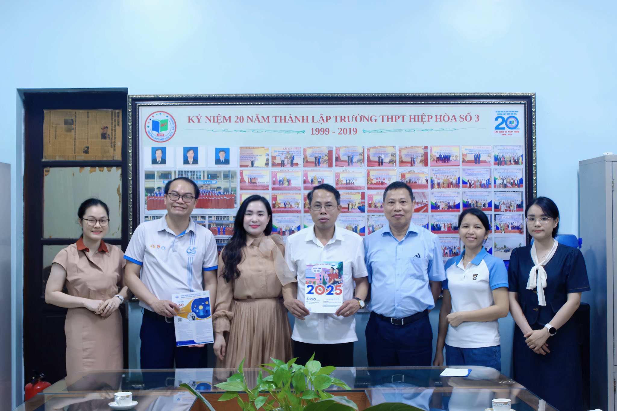 Khoa Kế toán và Kinh doanh